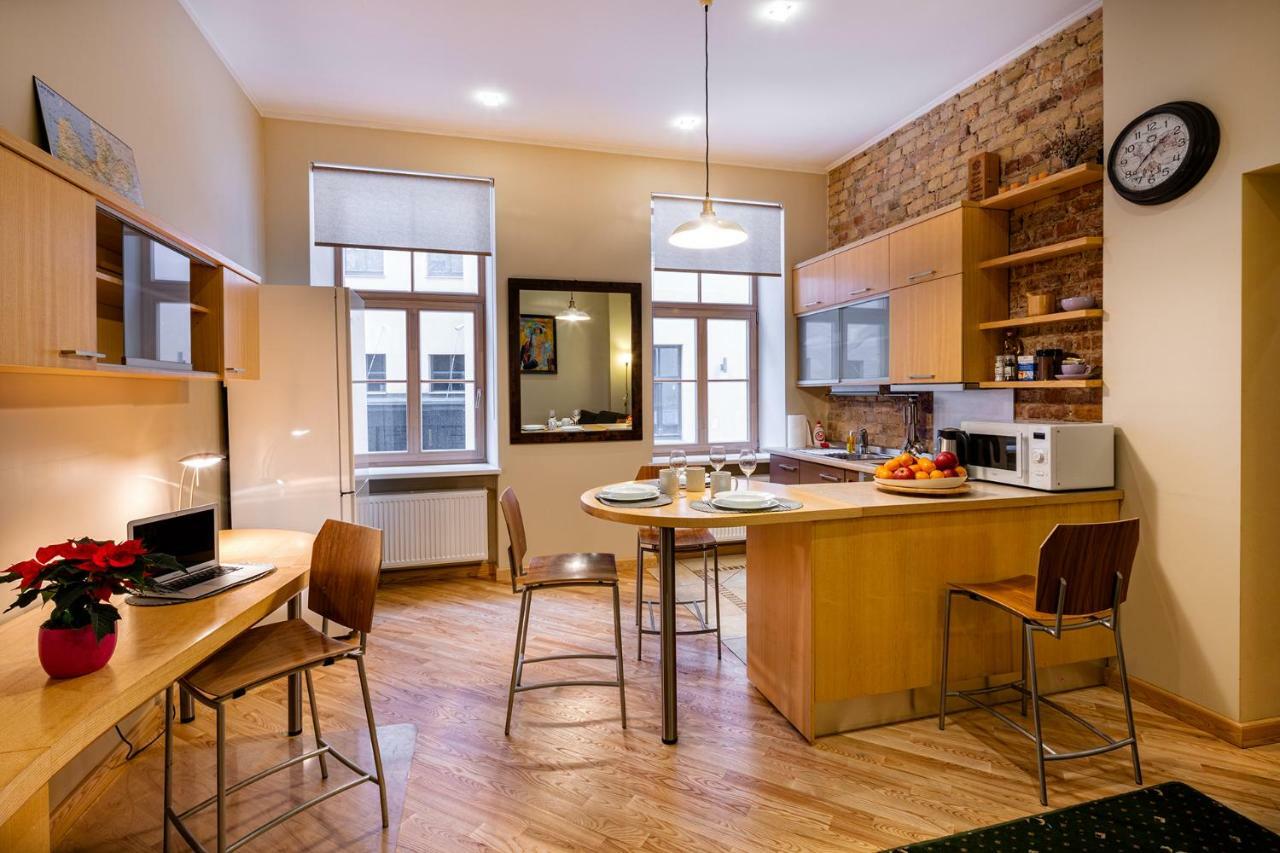 Kalnina Quiet Apartment In City Center リガ エクステリア 写真