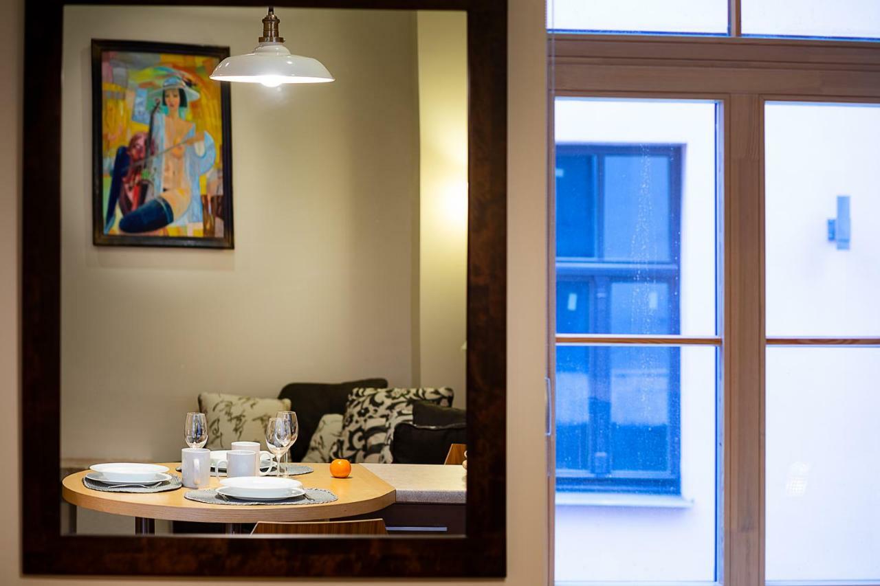 Kalnina Quiet Apartment In City Center リガ エクステリア 写真